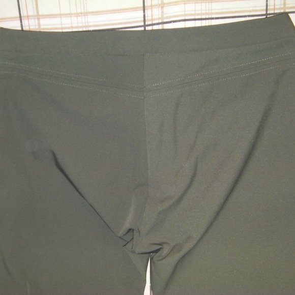 BCBG Maxazria Pants - Picture 4 of 5